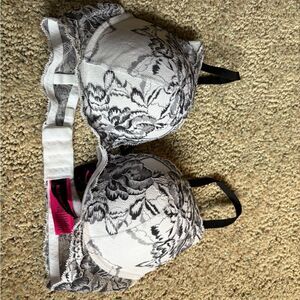 💥 Buy 2 get 1 Free 💥 LaSenza 34B Black and White Underwire Bra